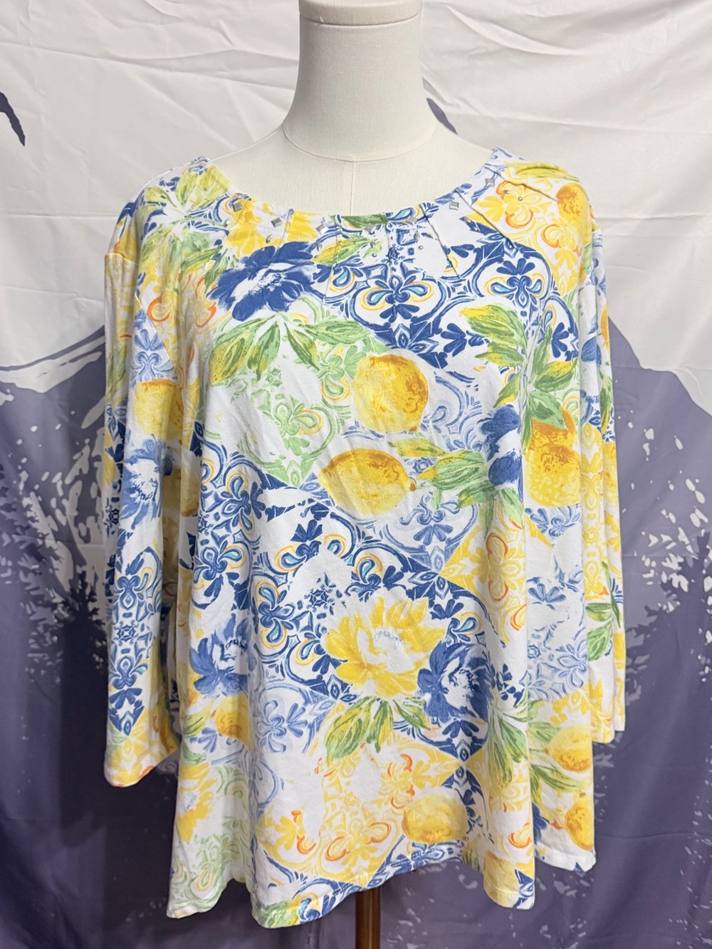 Alfred Dunner Lemon Floral Tile Print 3/4 Sleeve Top size 2x - Picture 2 of 8